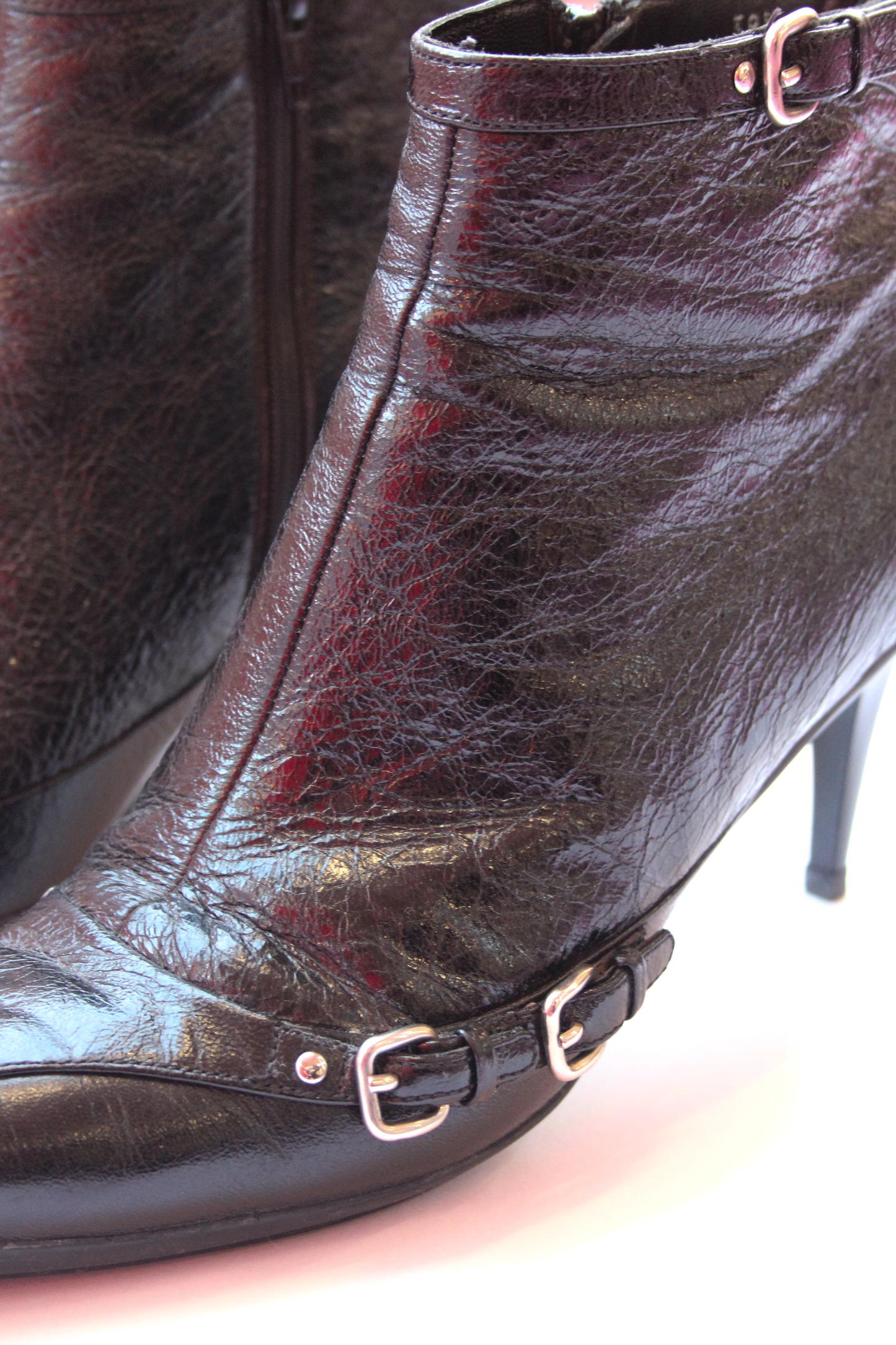 BOTTINES POINTUES