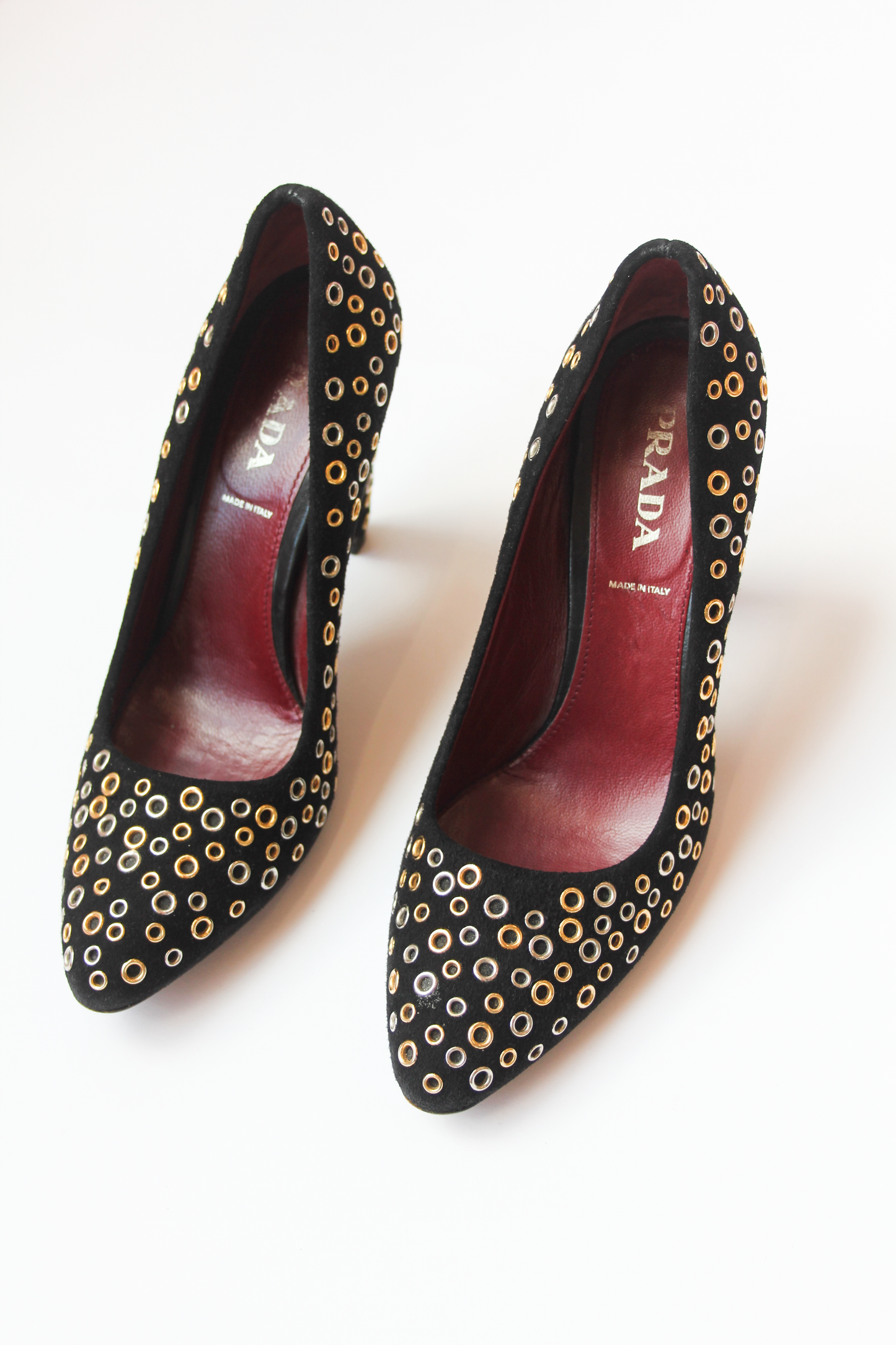 ESCARPINS ŒILLETS